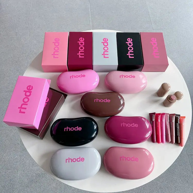 Lip Gloss & Makeup Organizer – Female Toiletry Storage Case for Cosmetics & Beauty Essentials
