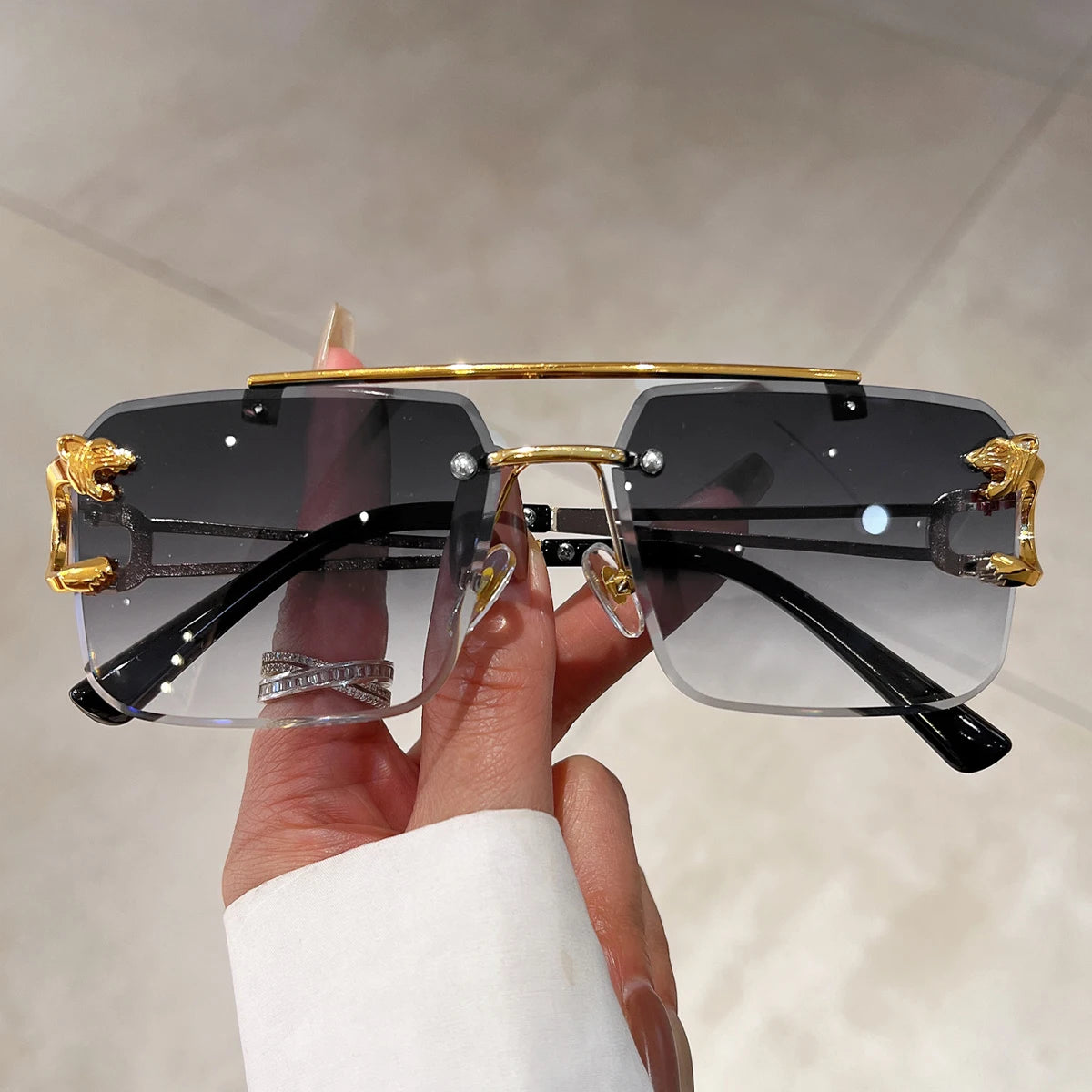 KAMMPT Vintage Rimless Sunglasses – UV400 Gradient Square Shades for Men & Women