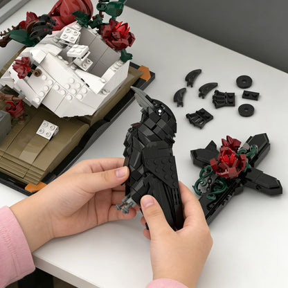 Raven Skull Roses Flower Building Blocks Set , Skull Planter Botanical CollectionKit for Adult, Gift for Christmas, GothicHorror