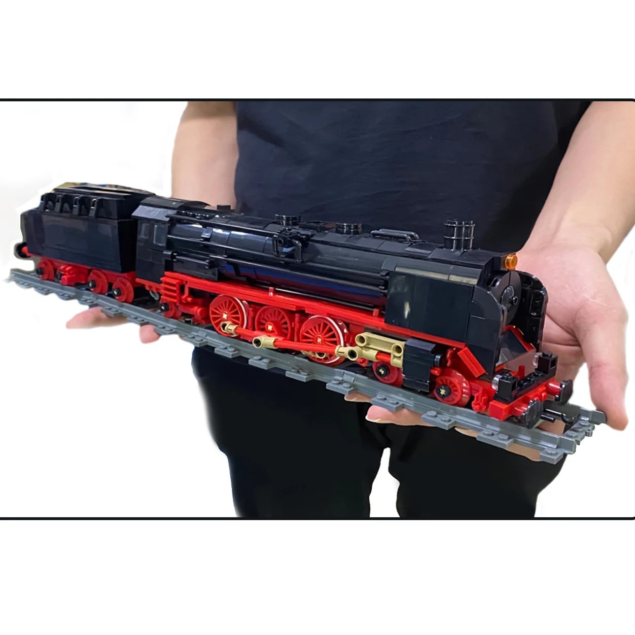 Classic Steam Train Building Block Set German BR01 Big Boy Steam Locomotive Bricks DIY CN5700 Rail Train Assemble Bricks Toys