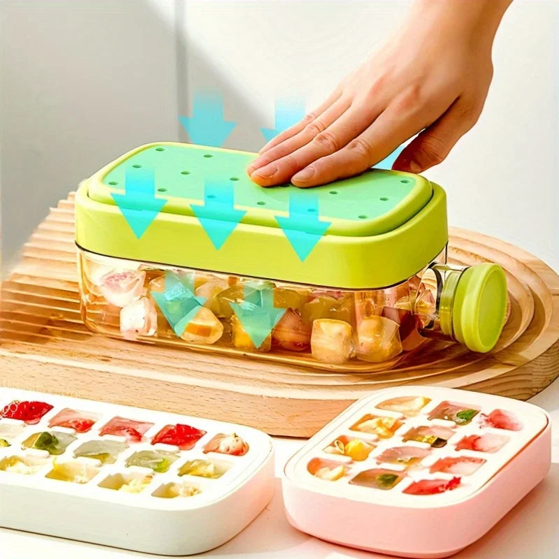 Ice Cube Bottle with Straw – Press & Release Ice Maker