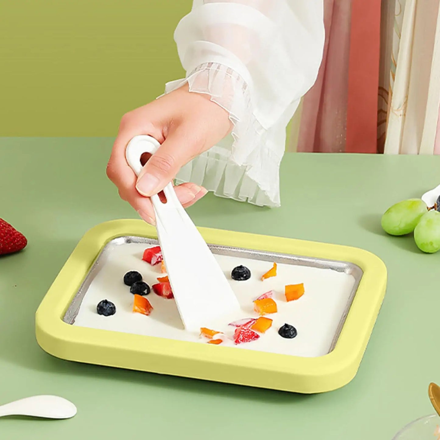DIY Rolled Ice Cream Making Kit with 2 Spatulas